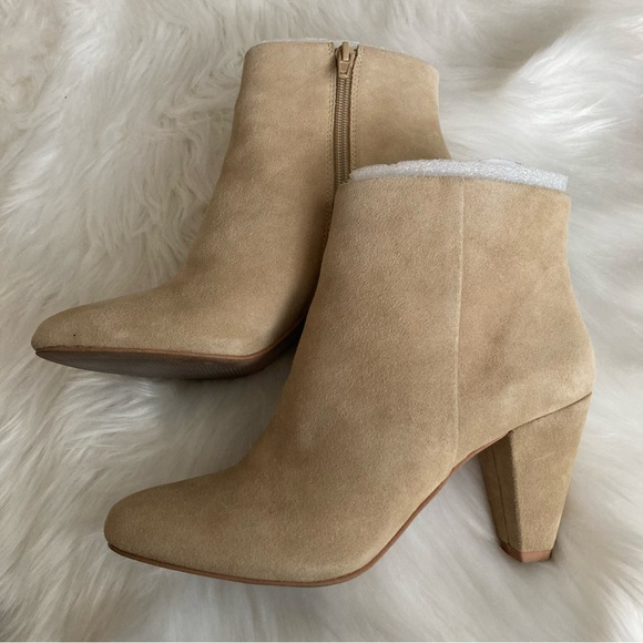 🤍 nwt | lucky brand | nude suede booties - Picture 3 of 11